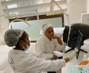 Read more about the article Decoding Your Skin: The Essential Guide to Skin Analysis